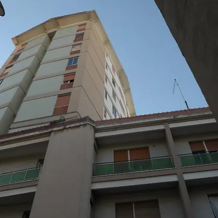 Della Torre ليتشي
