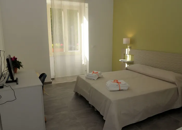 بيت ضيافة Della Torre ليتشي